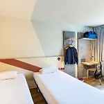 Ibis Budget Centre 2*