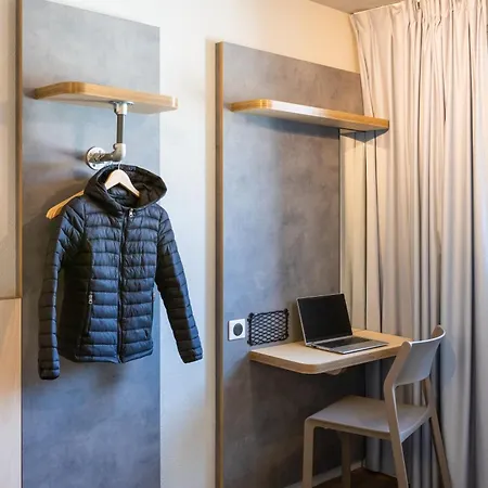 Ibis Budget Centre 2*