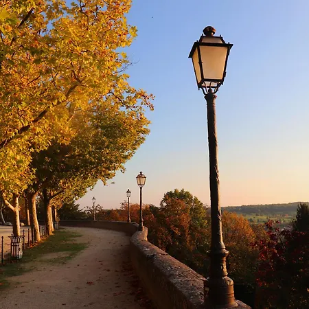 Ibis Budget Centre 2*