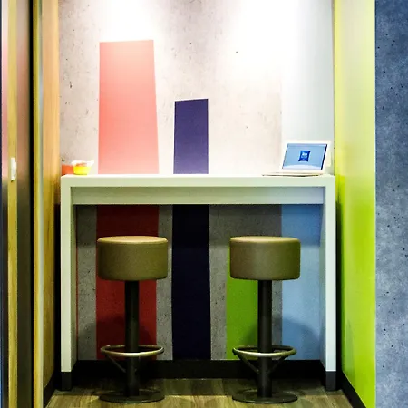 Ibis Budget Centre