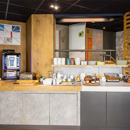 מלון Ibis Budget Centre אנגולם