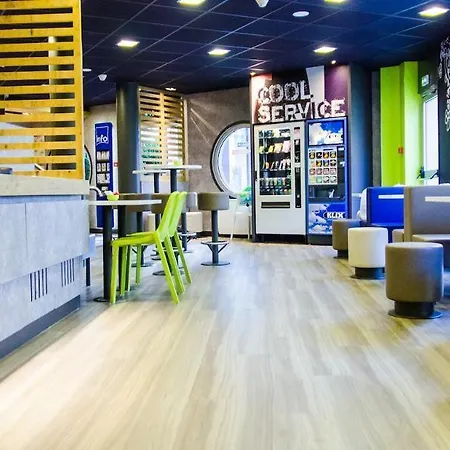 Ibis Budget Centre 2*