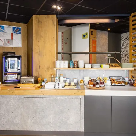 Ibis Budget Centre 2* אנגולם