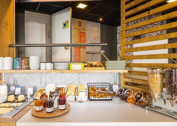 Ibis Budget Centre 2*