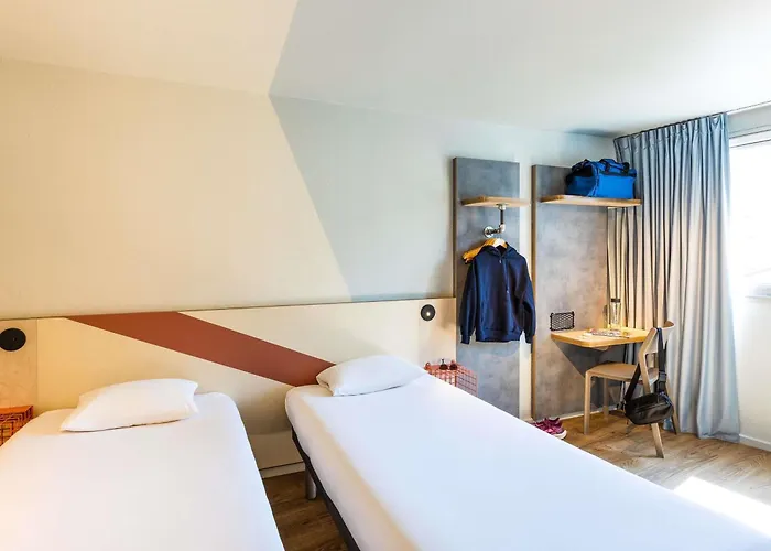 Ibis Budget Centre 2*